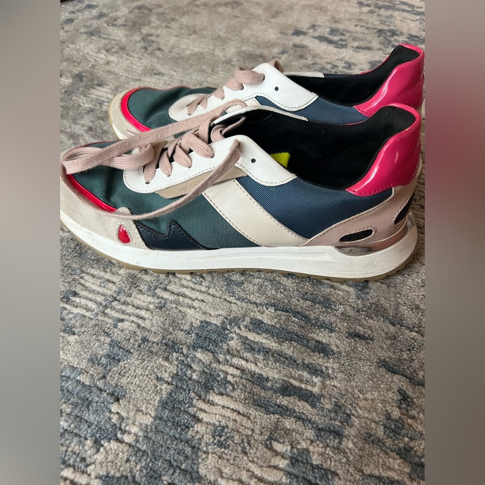 MK tennis shoes
